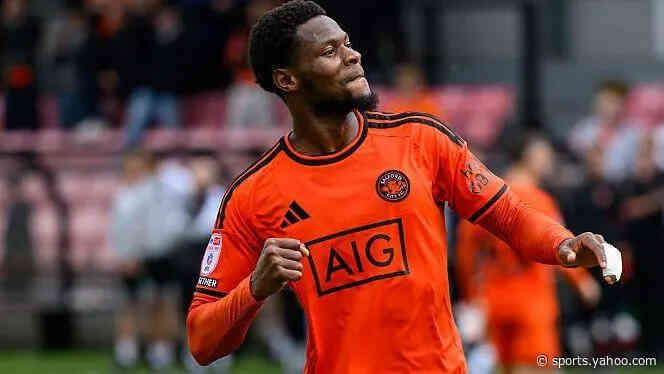 League Two: Salford hit four past Oldham in Greater Manchester derby
