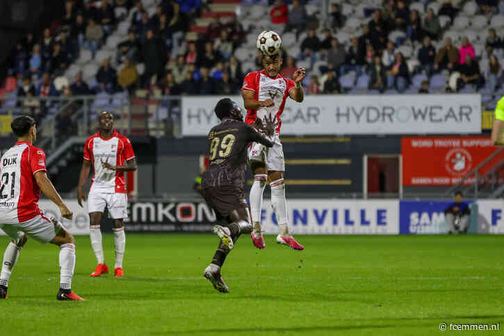 FC Emmen boekt zakelijke zege thuis tegen TOP Oss