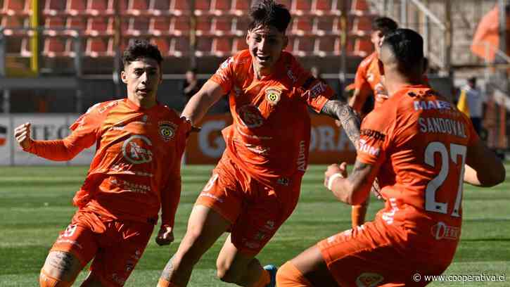 Cobreloa venció a Wanderers y tomó la punta en un partido con tres expulsados