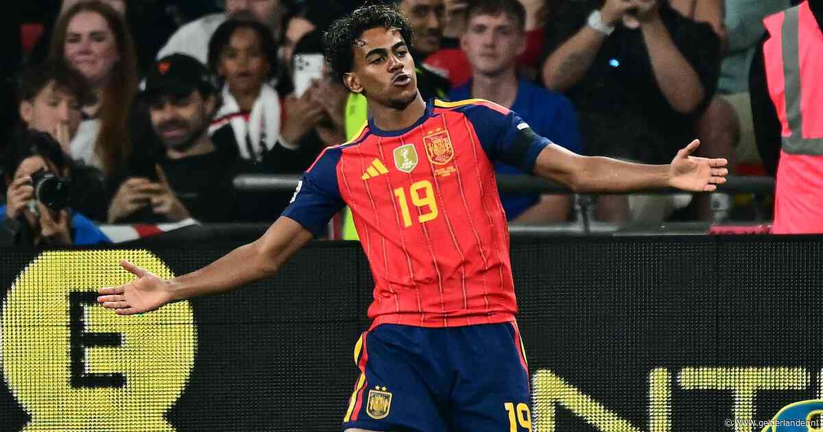 Wereldkampioen Spanje verslaat Engeland in heerlijk voetbalfeestje op Wembley