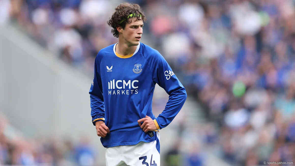 Everton Handed Major Boost As £12m Star Reveals Injury Comeback Timeline: Should Moyes Put Him Straight Back In?