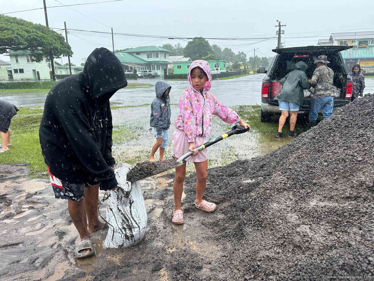 Powerful hurricanes are still moving towards Hawaii, Mexico