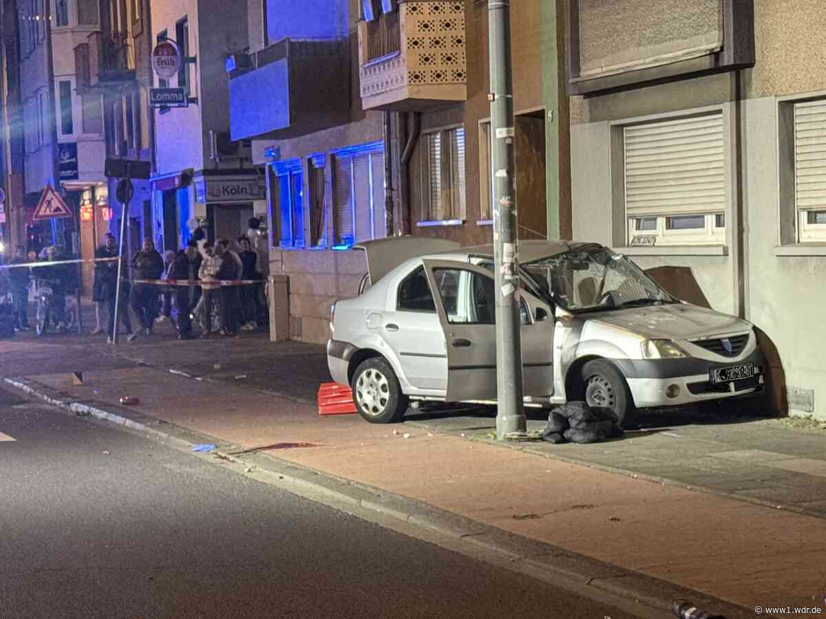 Autofahrer stirbt nach Unfall mit Kölner Straßenbahn