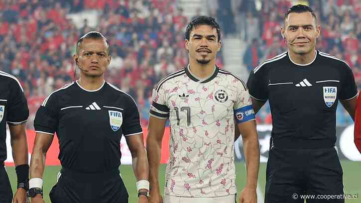 Gabriel Suazo también recibió tarjeta roja ante Canadá