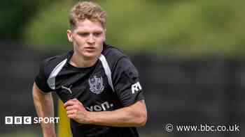 Port Vale midfielder Craig out for season with ACL