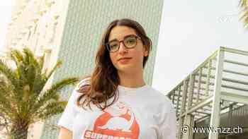 Meryem El Mehdati beschreibt in «Supersaurio» den Arbeitsalltag der Generation Y