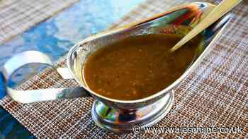 Gravy will be thick and tasty every time if you add 1 simple ingredient after cooking it