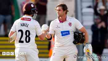 Abell & Lammonby punish depleted Surrey