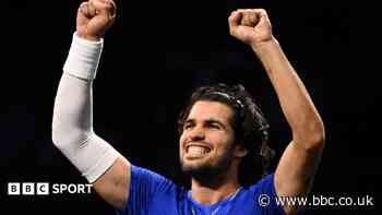 Alcaraz wins after saving match points as Europe lead Laver Cup