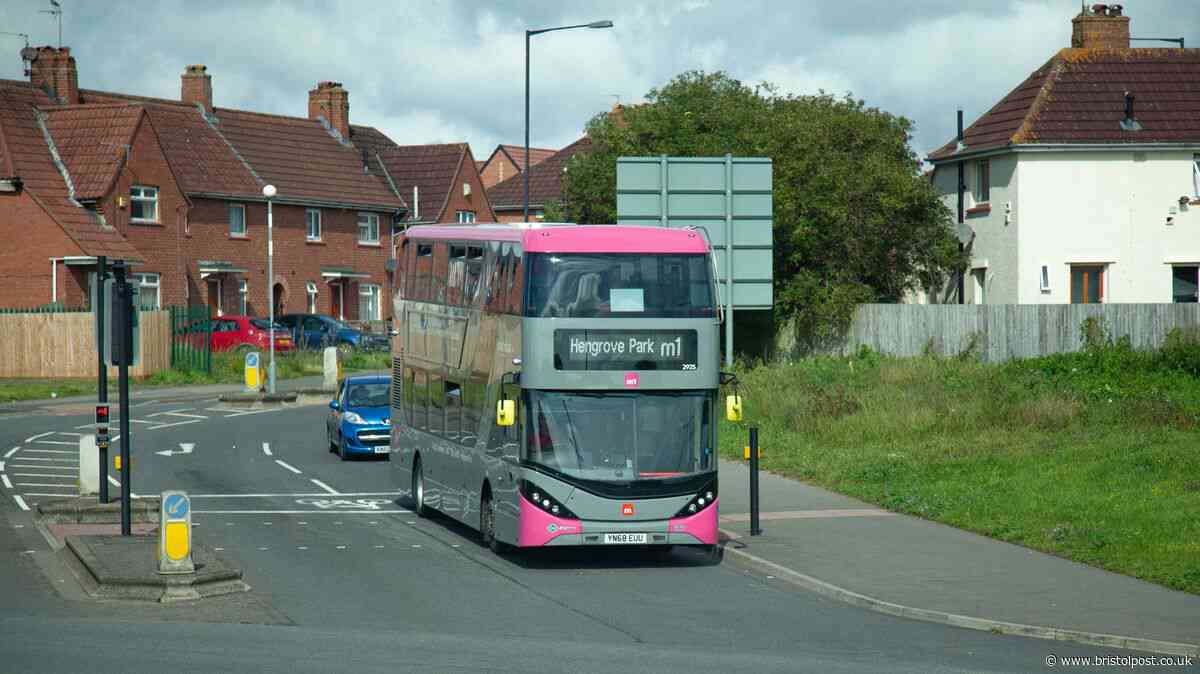 'Dangerous' egg throwers delay Bristol bus journey by 90 minutes