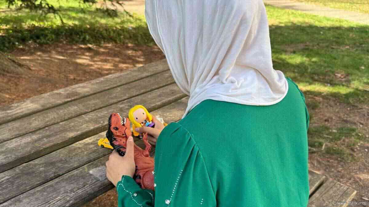 Ihr Sohn fragt sie: „Weißt du, wer meine Mutter ist?"