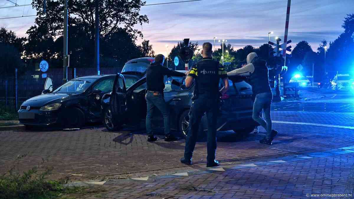 Ruzie na botsing in Oisterwijk loopt uit de hand, vijf mensen opgepakt