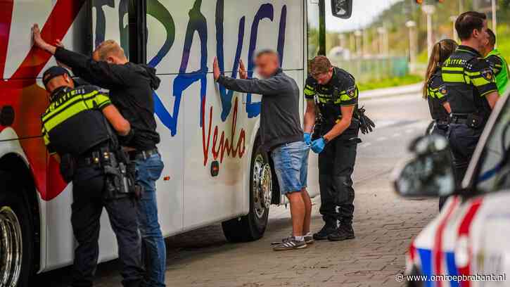 Vechtpartij met 70 supporters in Eindhoven, politie grijpt massaal in