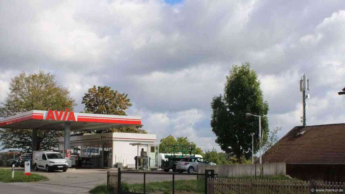 Icking stimmt 34-Meter-Mobilfunkmast am Sportplatz zu – einstimmig beschlossen