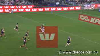 Smith's 'magic moment' stuns Panthers