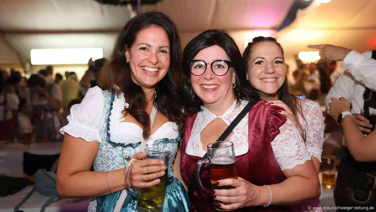 So zünftig feiert Wolfenbüttel die Wiesn – die 155 schönsten Fotos