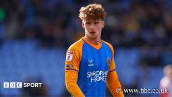 Halifax sign ex-Burnley midfielder McDermott