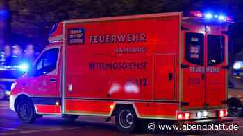 Fußgängerin (23) in Lokstedt von Auto erfasst und lebensgefährlich verletzt