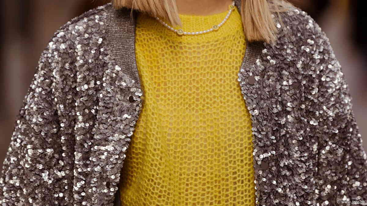 Make-up-Trend: Warum wir im Herbst alle auf gelbes Lipgloss setzen sollten – laut Expertin