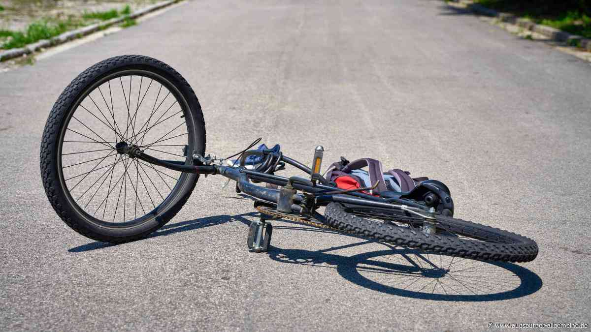Ohne Licht und volltrunken auf dem E-Bike: 18-Jähriger bei Unfall am Kopf verletzt