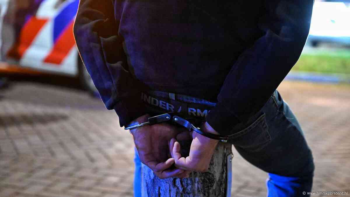 Wapens ontdekt na verkeersruzie in Oisterwijk, 5 mannen en 2 vrouwen vast