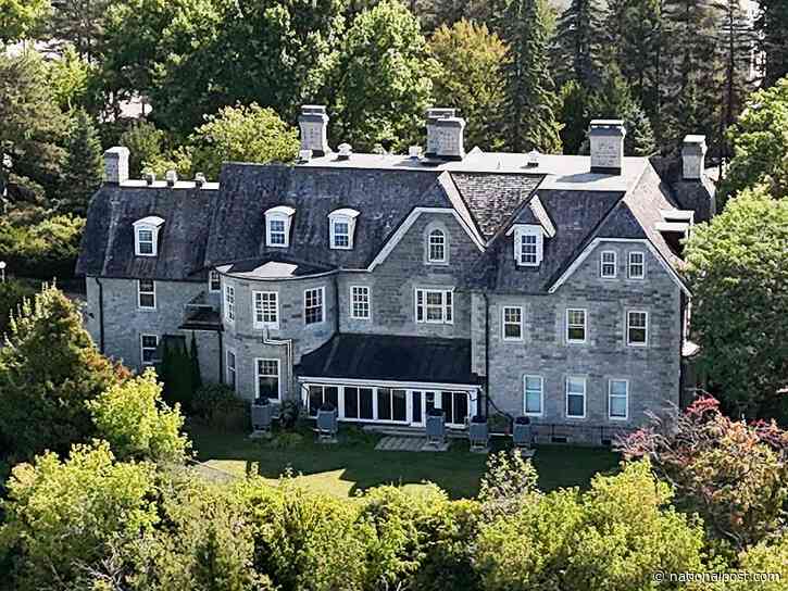 24 Sussex Drive is getting renovated. Some think the National Capital Commission should be overhauled too