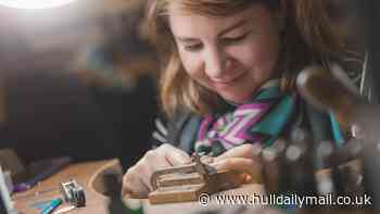 An ‘Oresome’ 15 years is being celebrated by two Hull jewellers with an open studio event