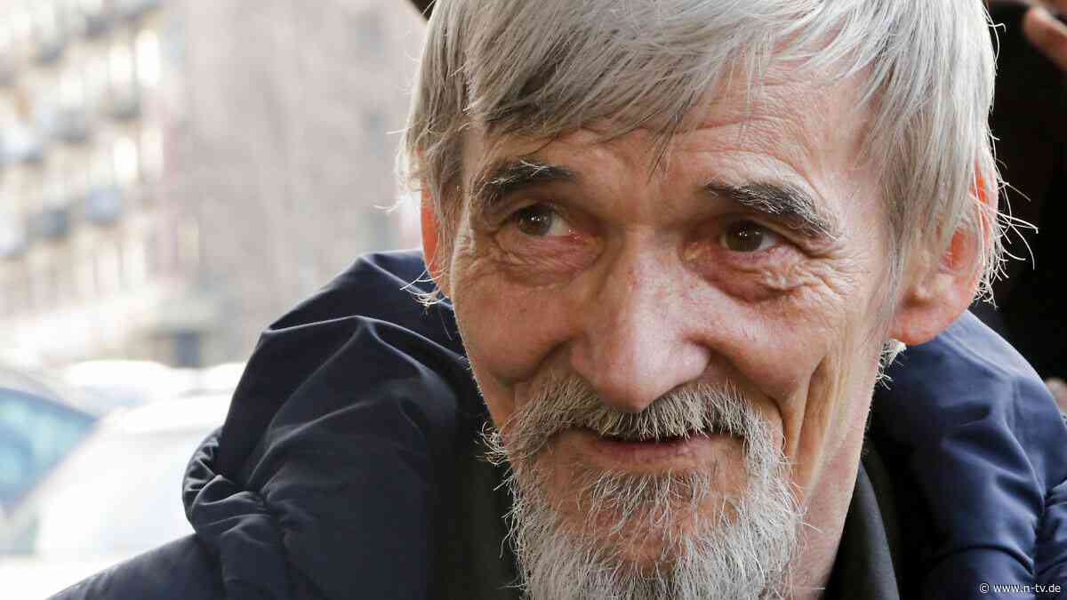 Verdacht auf Schlaganfall: Inhaftierter russischer Menschenrechtler Dmitrijew ist offenbar schwer krank