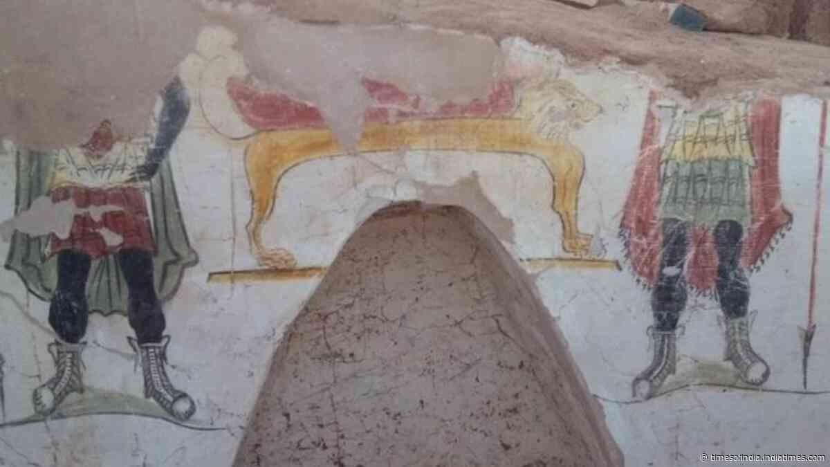 Roman-era pyramid tomb found in Egypt’s Dakhla Oasis, dating back 1,700 years