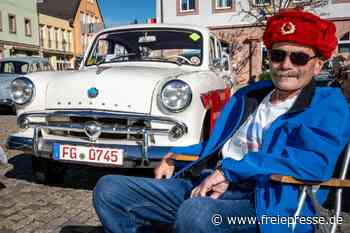 Oldtimer glänzen rund um den Rochlitzer Berg – die Bilder zur großen Rallye