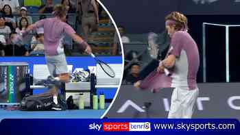 Shirt rip & kicking chairs 😱 Rublev loses cool as opponent battles back in first set!