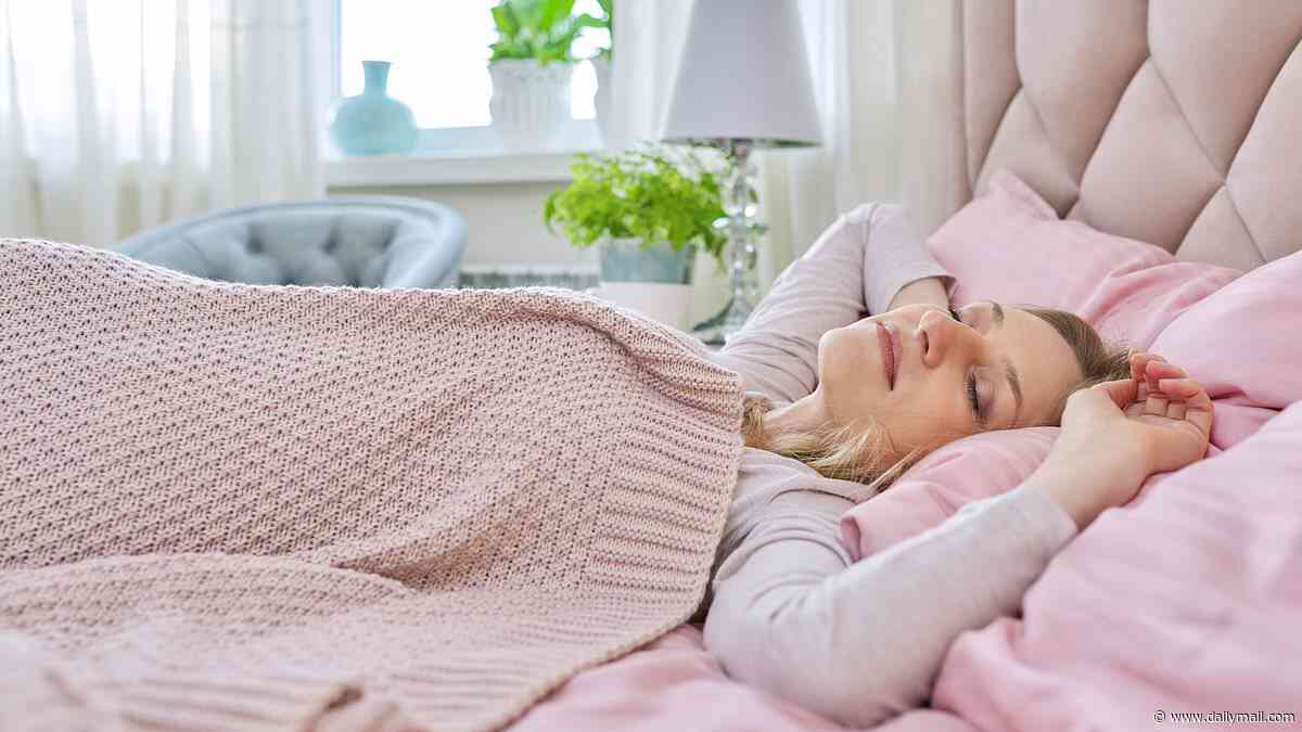 Tiny bursts of pink noise may 'clean out' toxic waste from the brain
