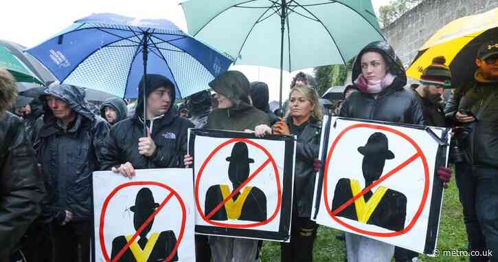 Protesters stand off against police as Orange Order march delayed