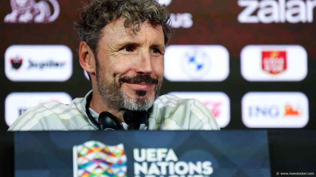 Mark van Bommel glundert: debuut zoon Ruben in Oranje onder Xavi ’supermooi’