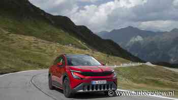 REVIEW - Grootste concurrent van bestverkochte auto 2025 komt uit eigen huis