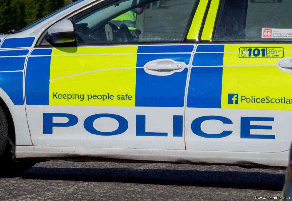 Crash brings M2 traffic to a standstill