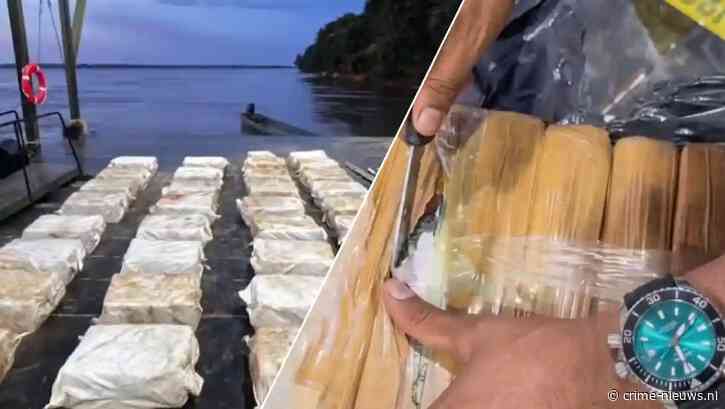 Colombiaanse marine pakt grote partij blokken cocaïne op boot richting Venezuela