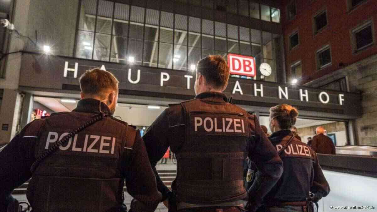 Junger Mann (25) wird bei München von S-Bahn erfasst und stirbt