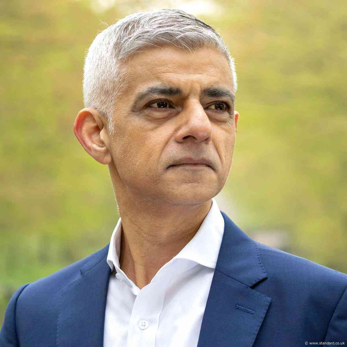 London Mayor says PM should 'prepare' British voters for return of EU membership
