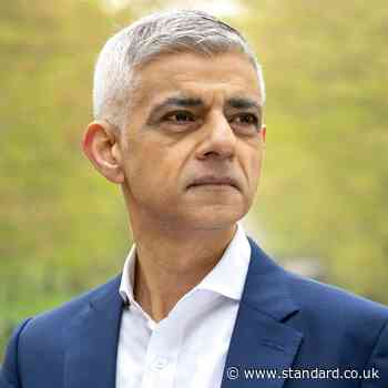 London Mayor says PM should 'prepare' British voters for return of EU membership