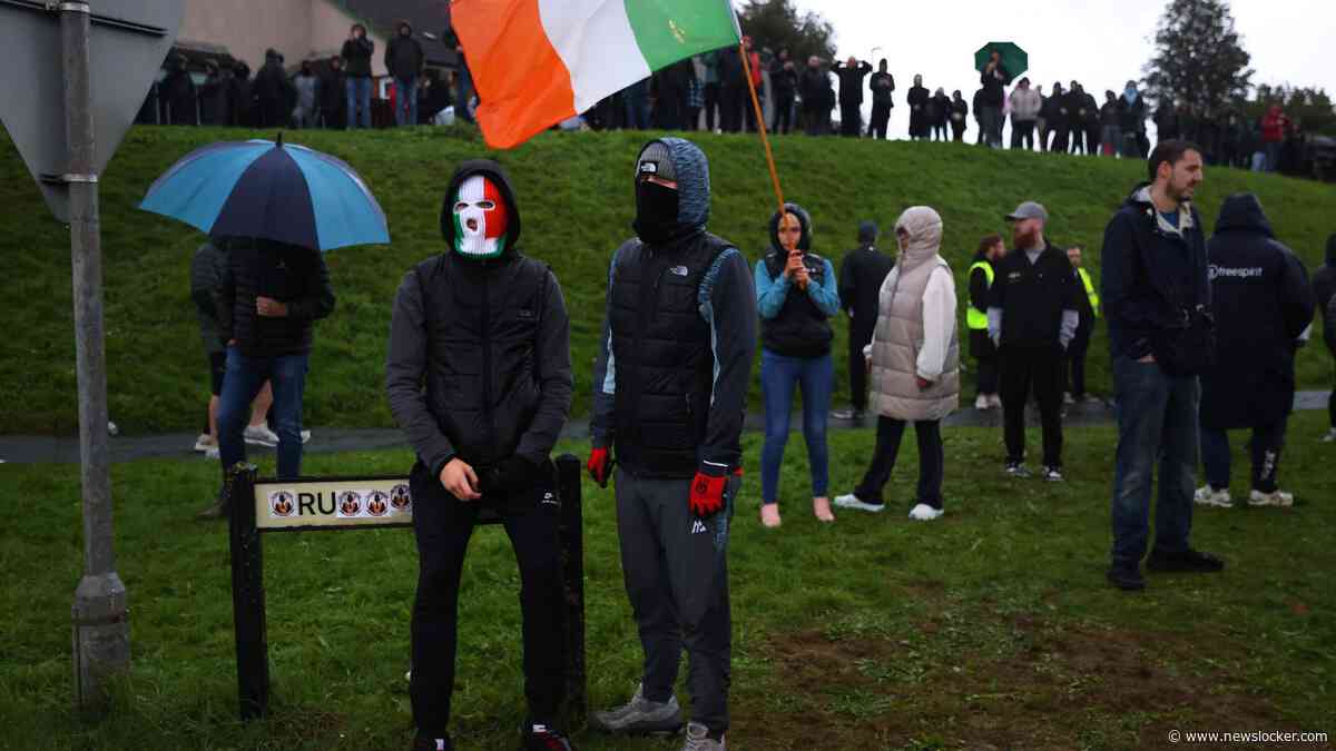 Politieke crisis dreigt in Noord-Ierland na omstreden Oranjemars: woede om rol premier