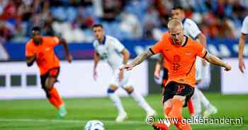 LIVE Nations League | Mexx Meerdink zet Oranje met overtuigend genomen penalty op voorsprong tegen Servië