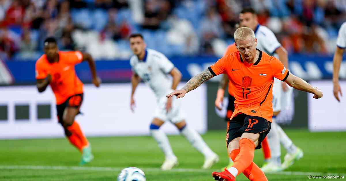 Mexx Meerdink zet Oranje met overtuigend genomen penalty op voorsprong tegen Servië