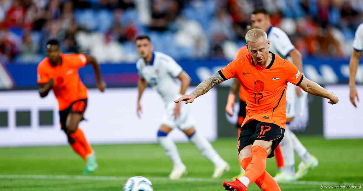 LIVE Nations League | Mexx Meerdink zet Oranje met overtuigend genomen penalty op voorsprong tegen Servië