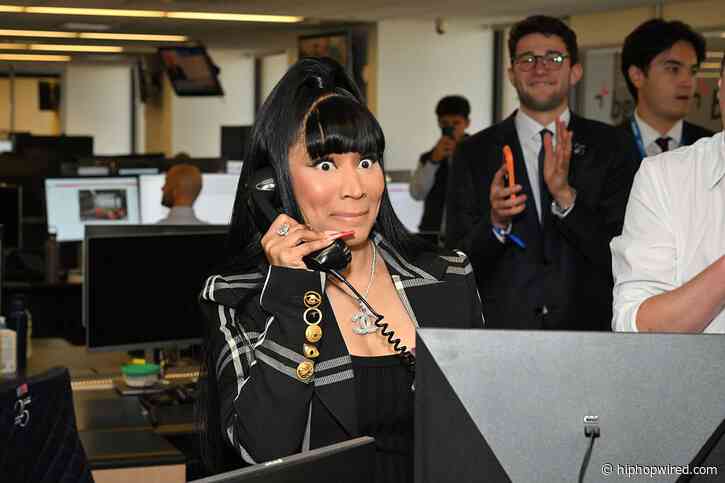 Nicki MAGA Minaj Stupidly Urges Young Voters To “Vote Red”