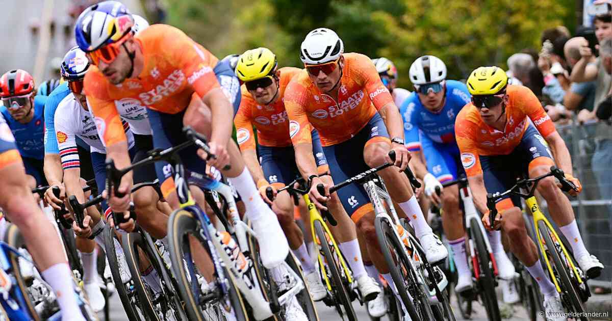 LIVE WK wielrennen | Mathieu van der Poel en Wout van Aert op avontuur in vermakelijke wegrit