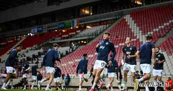 Omstreden duel tussen Israël en Ierland onderweg, Ierse spelers dragen zwarte armbanden