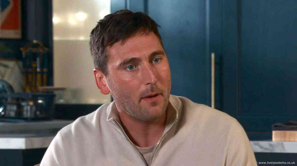 Coronation Street fans 'work out' Kit's real dad's identity and he lives on cobbles