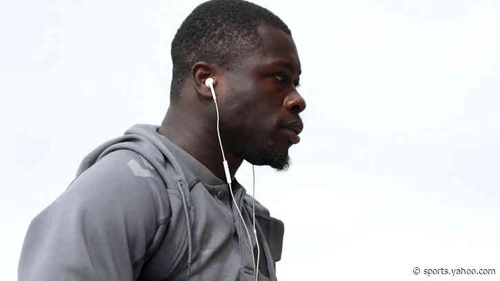 Sunderland Forward Is Gathering Interest From Manchester United: Should Le Bris Cash In On Him?