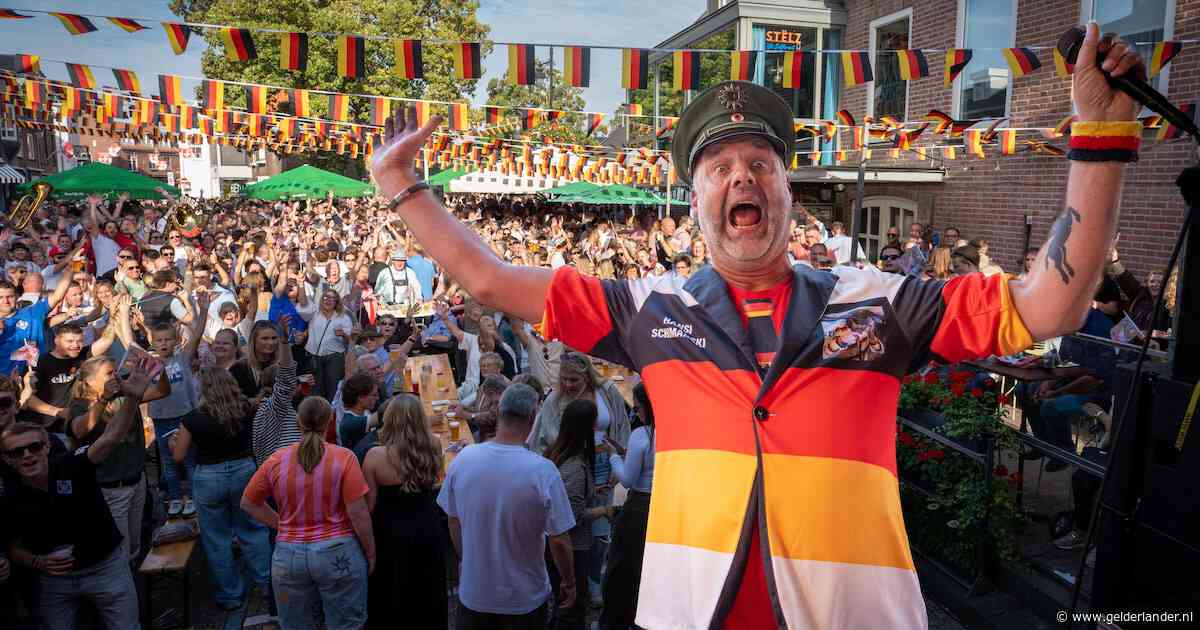 Door Hansi Schimanski kleurt Huissen zwart-rood-geel: ‘Jetzt geht’s los!’